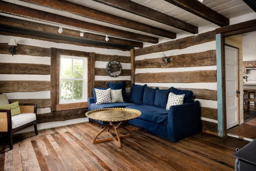 0d48727360a94436b10e63226546c111 Large