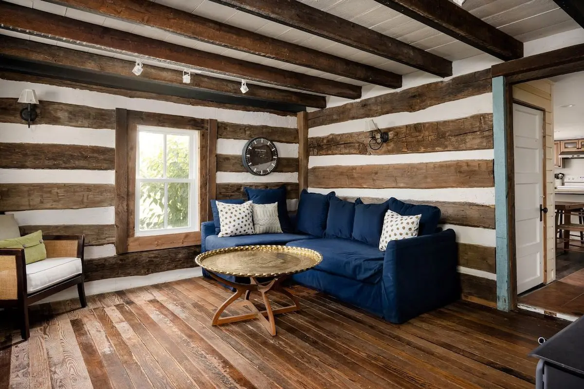 0d48727360a94436b10e63226546c111 Large