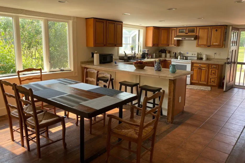 4cf455338bbf42128a1c23aa5ae07a5d Large