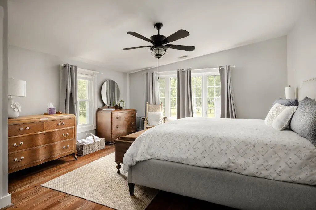 5290279a6bd841b8baca4b8bc4ed6087 Large