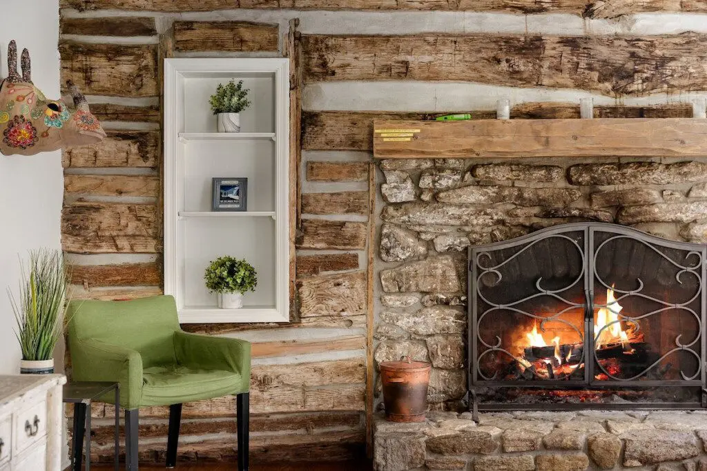 5604c6dcfc4a43dbba1092a58cde4d23 Large