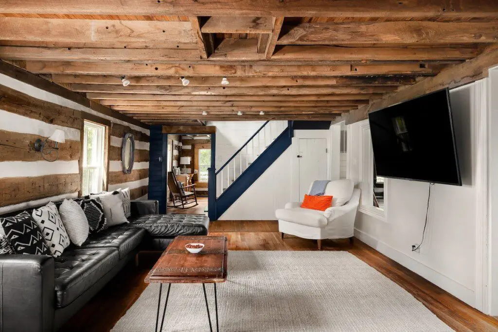 56b9f0a1f9ef4beaa329bb57e6848a9a Large