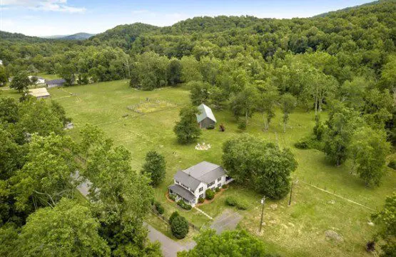 5c1ea63f72bc476cb5160901cb2f21eb Medium