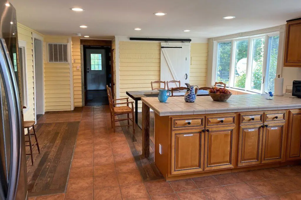 8d443d5502754dfa9e5f3bc9d25960ad Large