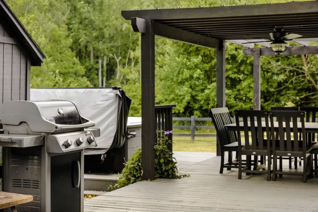 a216be3ff33f46cebffb58a5728fe7af Large