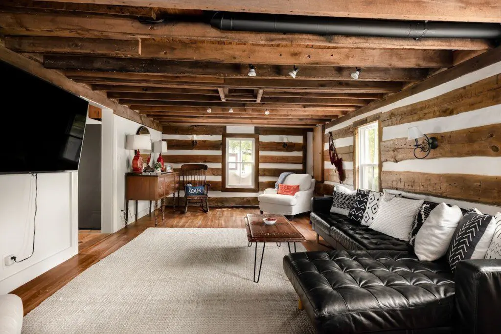 b88418ffcf2e40b18d3a50d25dd93bae Large