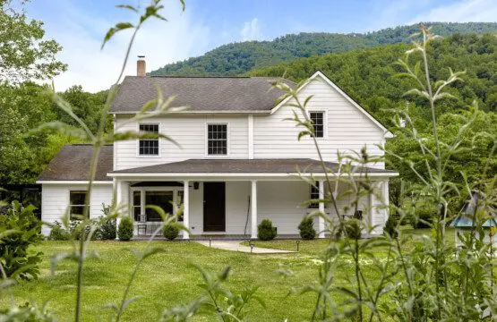 ca221d4240f3417da5443a1c16123bb2 Large