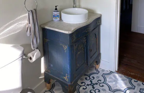 f7d609fa5e924b3aa511163dc9412fb6 Large