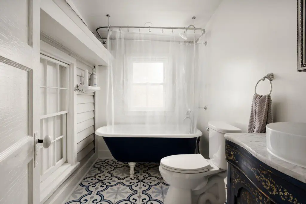 ffea1c5a7f324775a48a1096f0c97efe Large